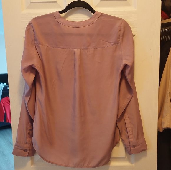 3 for $15! Express Blouse - Picture 4 of 6